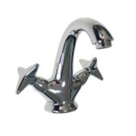 Смеситель для раковины "Sanaks", цам, ручки мерс, корот.излив, 4000